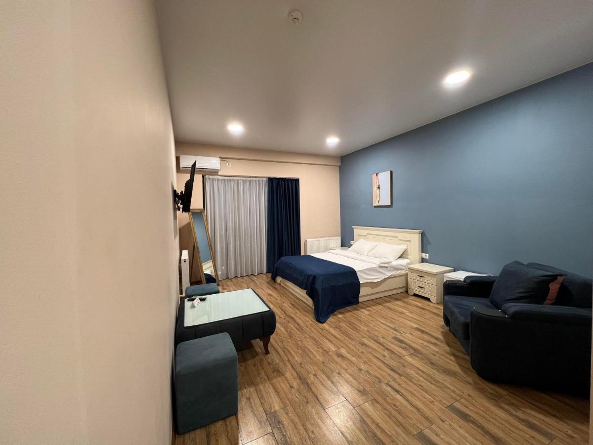 Hotel Sky Room Tbilisi Ngoại thất bức ảnh